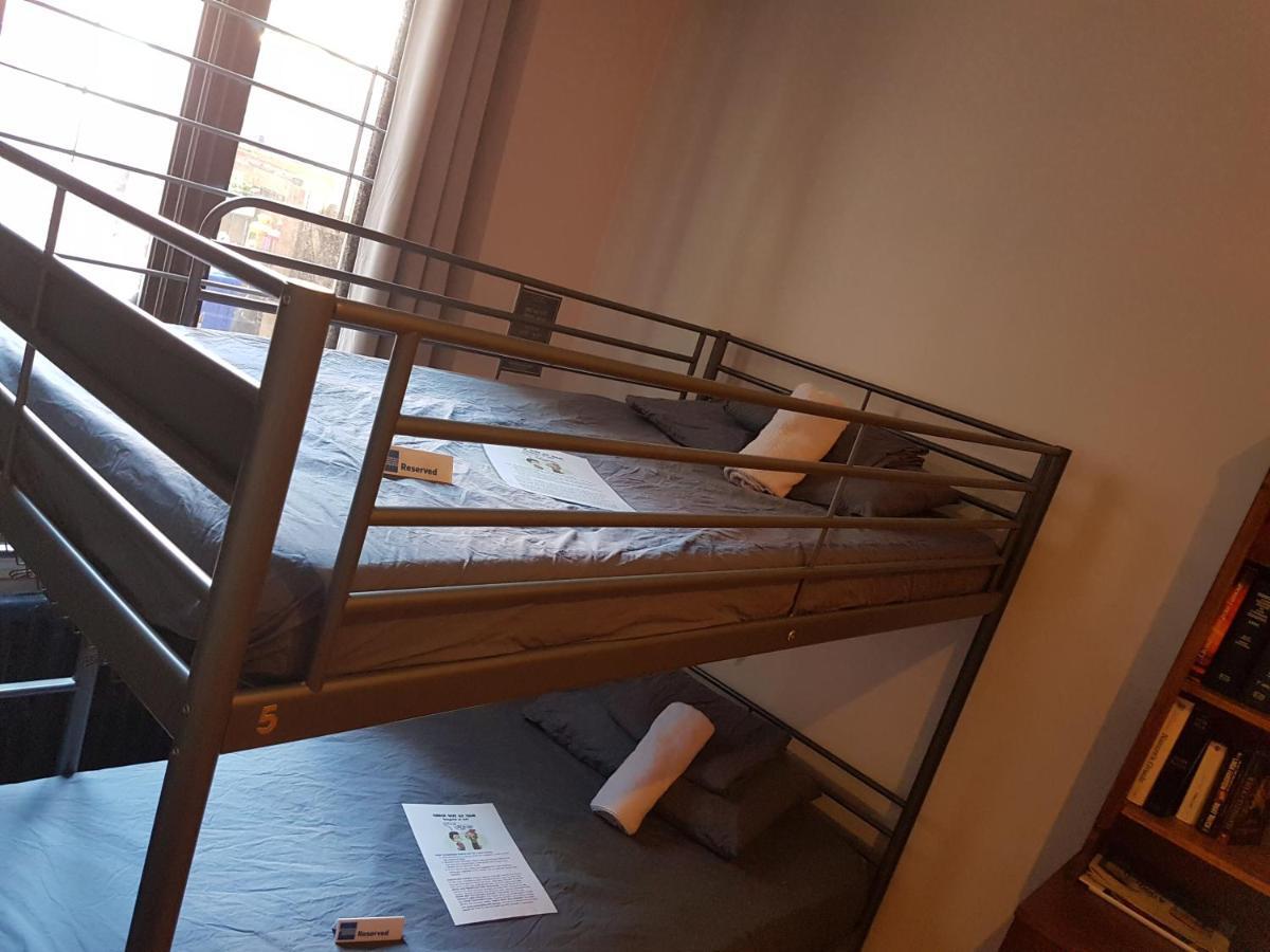 Pied-A-Terre Mont-Royal Hostel Μόντρεαλ Εξωτερικό φωτογραφία